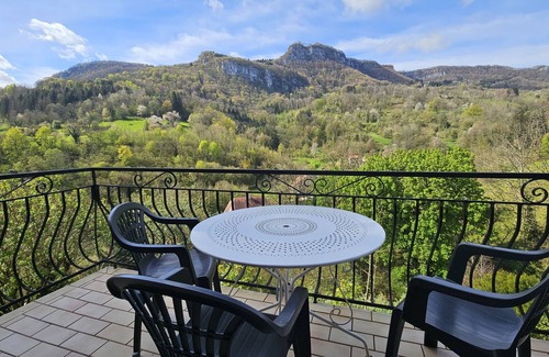 Mouthier-Haute-Pierre House | Detached house in picturesque village with beautiful view.