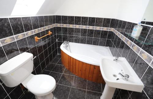 Kilkeedy House | Detached house enjoying amazing views of Burren mountain