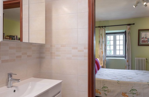 Fornelos House | Detached house (formerly a mill) with swimming pool in an idyllic location