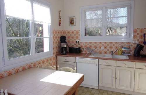 Garindein House | detached house in the countryside calm nature hiking pathuperb region