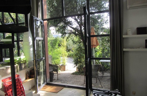 Roucas-Blanc House | Detached house in the garden of a residential area of Marseille