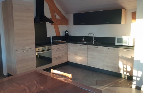 Les Arsures House | Detached house with large terrace and adjoining land