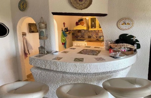 Eden Rock House | Detached vacation home with sea views and close to the beach in a large garden