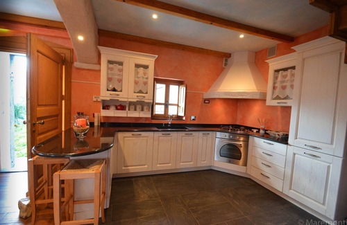Lucinasco House | Detached vacation villa with sunny garden, panoramic pool and Jacuzzi