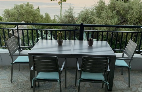 Erbalunga Villa | Detached villa - 2 south-facing terraces - Exceptional sea view - 4 minutes from the beach