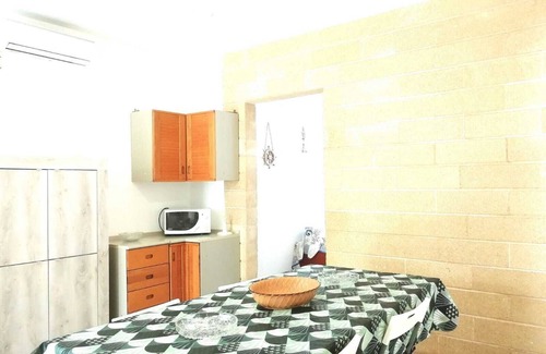 Sant'Isidoro Villa | Detached villa in Sant'Isidoro 200 meters from the sea