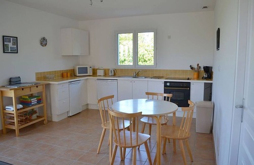 Cailhau House | Detached villa with private garden, panoramic views of the Pyrenees