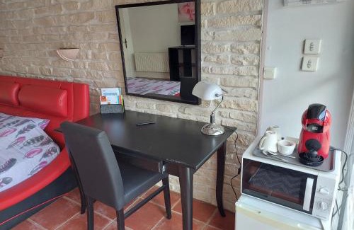 Saint-Colomb-de-Lauzun Bed & Breakfast | Detente au pays de Lauzun