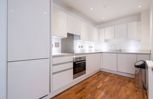 Greenwich West Apartment | Deuces2lets - 3Bed in Greenwich