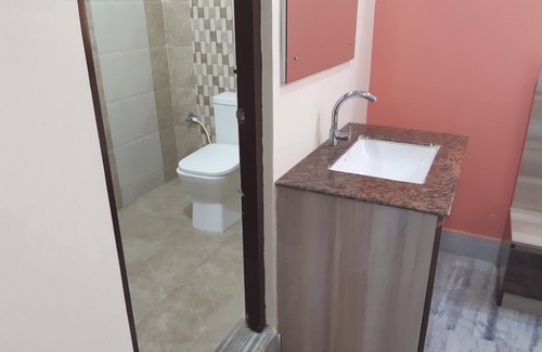 Srikalahasti Hotel | Devansh Bhanu Residency DBR