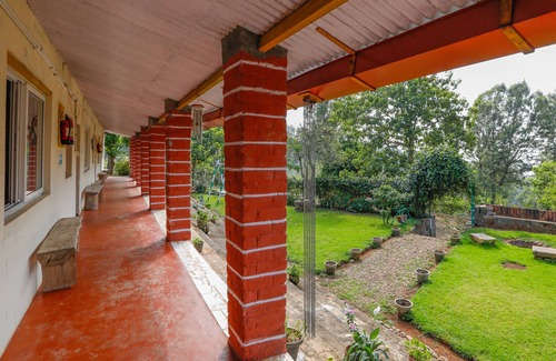 Coonoor Cottage | DEVASHOLA HOMESTAY