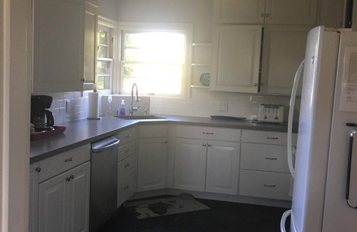 Napa House | Devita Bungalow - A Great Place to Relax and Unwind (license # VR09-0016)