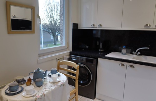 Levenmouth Cottage | Dewars Rest - an apartment that sleeps 3 guests in 2 bedrooms