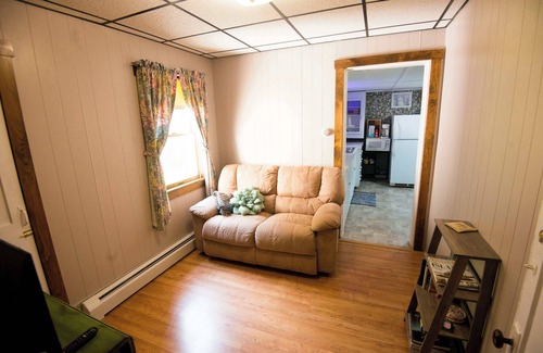 Dexter Apartment | Dexter, Maine, vintage-styled 1-bedroom apartment in town close to everything