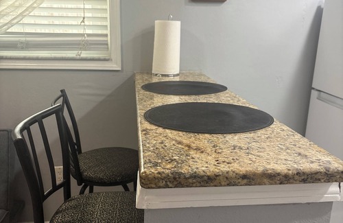 Greater Northdale Apartment | DFGMoments#1