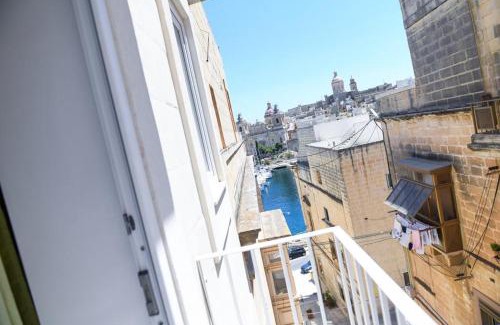 Senglea House | Dghajsa GUEST HOUSE