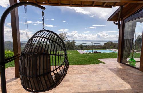 Tuoro sul Trasimeno House | Di Colle In Colle - Country House with Private Pool