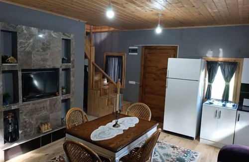 Macka Villa | DIAMOND TREE HOUSE