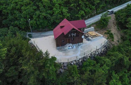 Macka Villa | DIAMOND TREE HOUSE