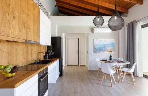 Linoperamata Villa | Diamond Villa with swimming pool