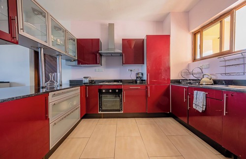 Diani Beach Apartment | Diani Beachfront Paradise