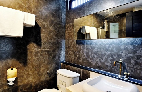 Nakhon Pathom Hotel | Diary Suite