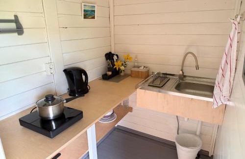 Suuresadama Ski Chalet | Diby Kämping Minimajad