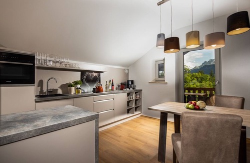 Bad Reichenhall Apartment | Die Eins with south-facing balcony 63 sqm for 1-3 persons - vacation apartment at the Gablerhof