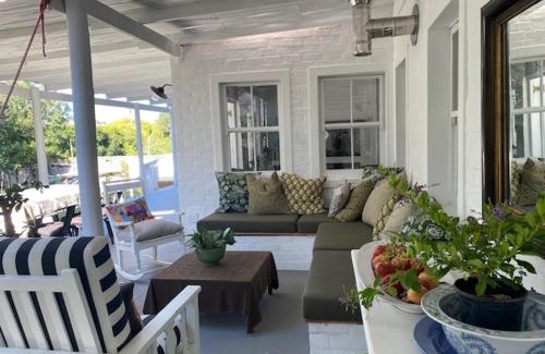 Stanford House | Die Kuierhuis - style in the heart of Stanford