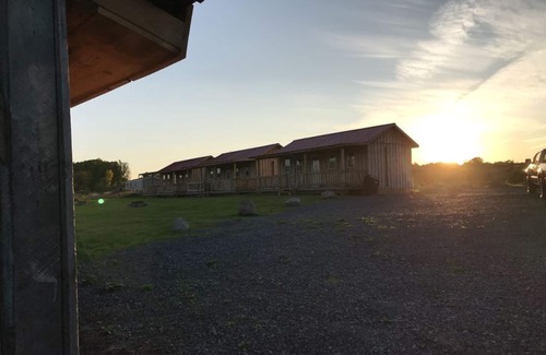 Alburg House | Dillenbeck Bay Cabins-Suite 3