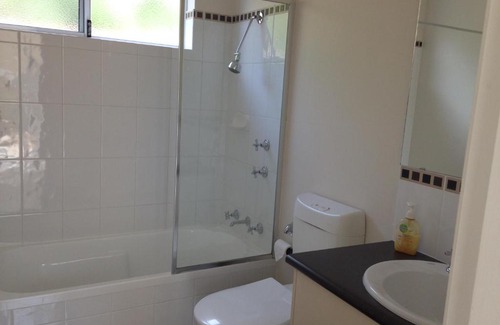 Collingwood Park Apartment | Dillon 7