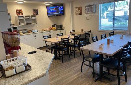 Dilworth Mountain Estates Hotel | Dilworth Inn Kelowna