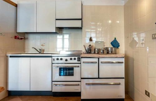Cloz Apartment | Dimora al Portico Cloz OSPITAR