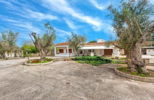 Torre Specchia Ruggeri Villa | Dimora Casabianca by BarbarHouse