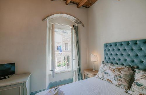 Fossombrone House | Dimora Lucia - Camere Relax con bagno privato