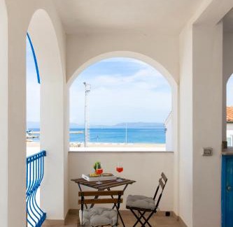 Calasetta Apartment | Dimora sul Porto