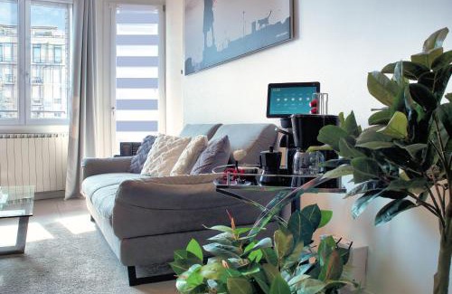 Historic Centre Apartment | dimorauno - appartamento domotico a 5 stelle