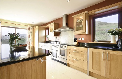 Lispole House | Dingle Way Lodge 4 bedroom house VRBO