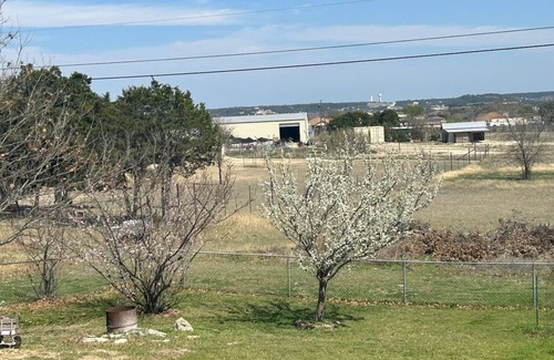 Copperas Cove RV Rental | Direct central TX of Solar Eclipse Campground