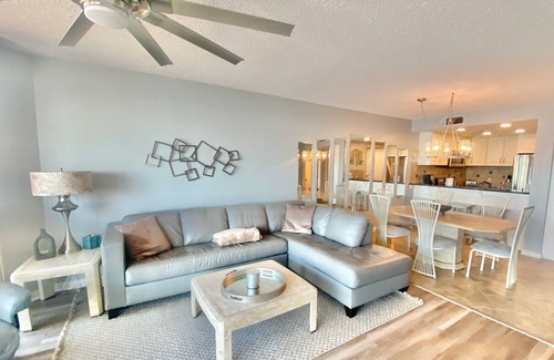 Garden City Condo | Direct Luxury Ocean Front