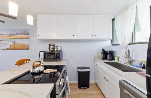 Hilo Condo | Direct Oceanfront Mauna Loa Shores #508 next Carlsmith Beach Park