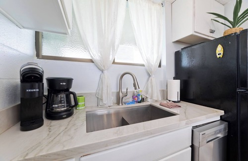 Hilo Condo | Direct Oceanfront Mauna Loa Shores #508 next Carlsmith Beach Park