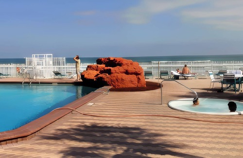 Lenox Park Condo | DIRECT OCEANFRONT CORNER UNIT - OCEAN VIEWS FROM LIVING ROOM AND BEDROOM