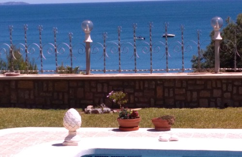 Miami Platja Villa | DIRECT ON THE BEACH! FACING THE SEA! 3 rooms, swimming-pool. LUX & QUIET