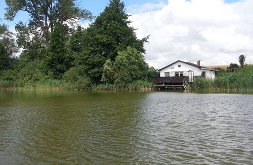 Neukloster House | direct sea location with boat, pets welcome, sun terrace, non-smokers