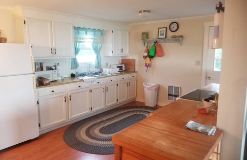 Port Clyde House | Direct waterfront home