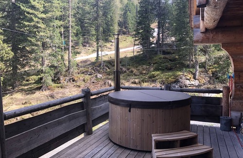 Turracher Hohe Ski Chalet | Directly on the slopes/hiking trails, sauna & hot tub, mountain view