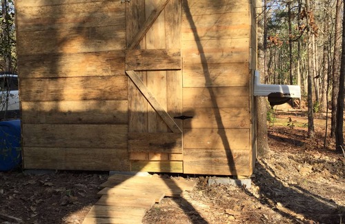 Reynolds Cabin | DISCONNECT! Experience Life Off-Grid