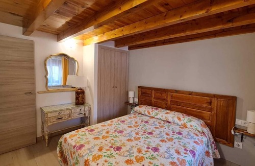 Navarredonda de Gredos Cottage | Disconnect in a rural mountain environment