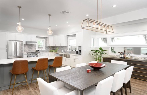 Mid City House | DISCOUNT Charming 3-bedroom Craftsman in Mid City with Backyard